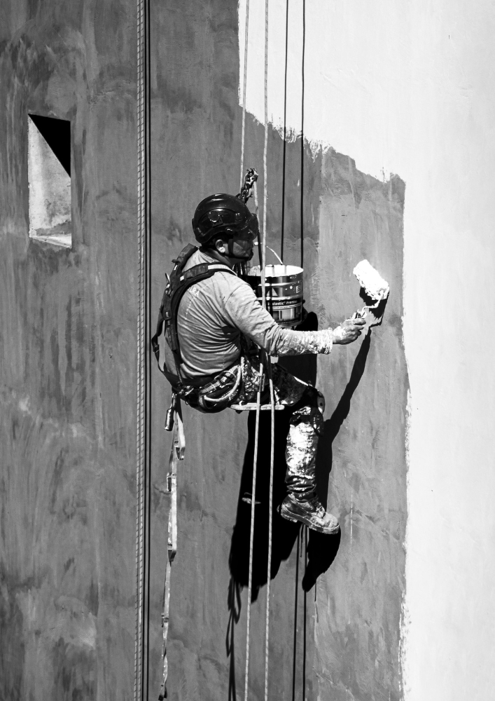 Lupa Services Painting team working on an exterior project